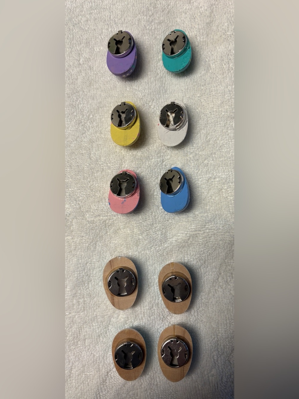 Easter-themed Button Covers Good Condition - Picture 2 of 2